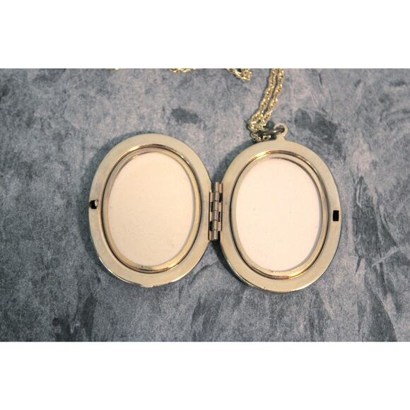 Vintage c1980 Pretty Floral Photo Locket & 22" 14K GP Sterling Silver Rope Chain - Picture 6 of 8